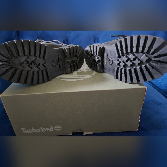 Timberlands from kids sz 9 toddlers NWT - Picture 3 of 4